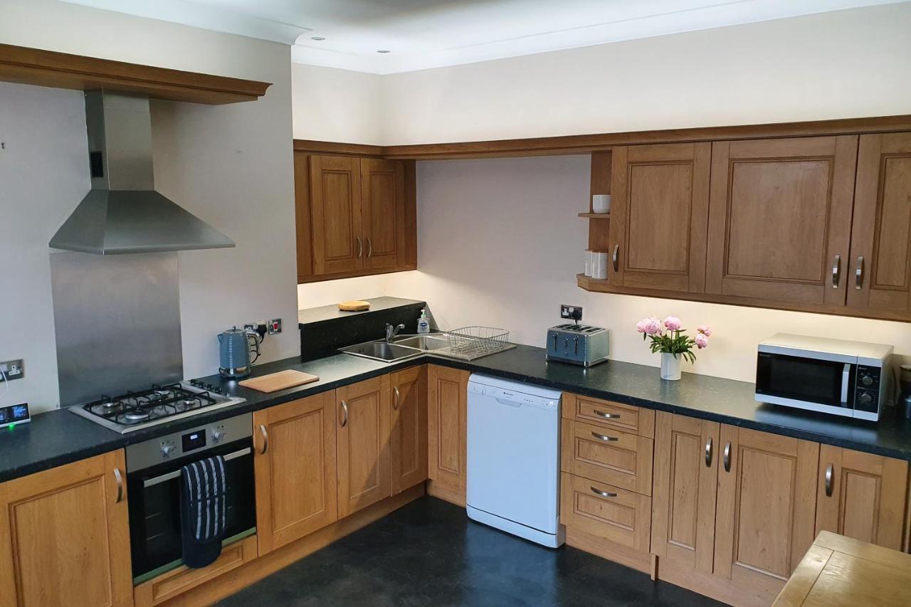 Villa Coastal Escape In The Heart Of Saltburn Esterno foto