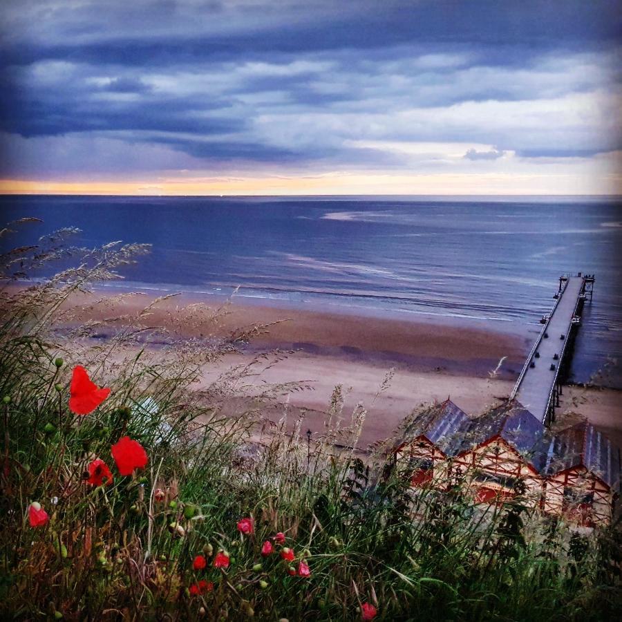 Villa Coastal Escape In The Heart Of Saltburn Esterno foto