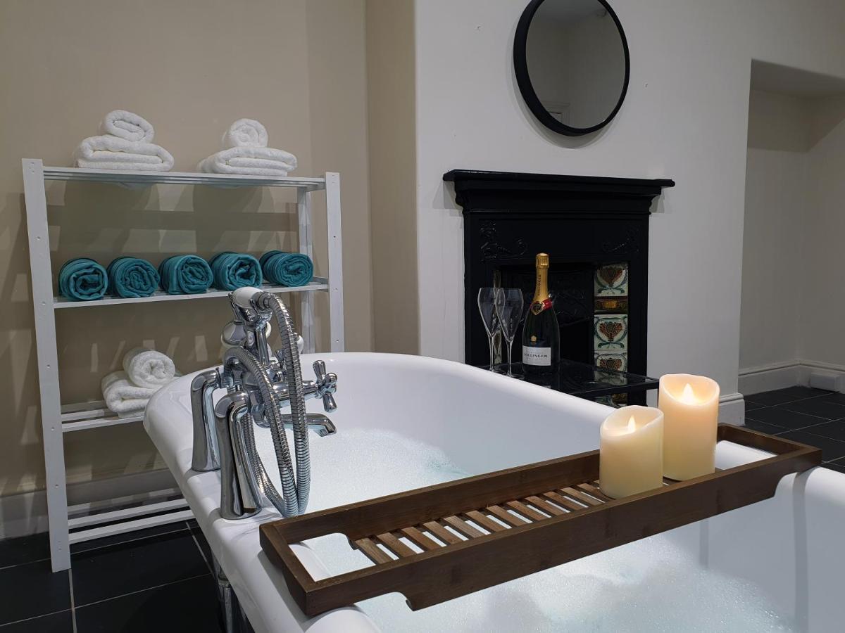 Villa Coastal Escape In The Heart Of Saltburn Esterno foto